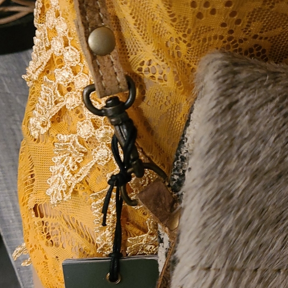 NWT NEW MYRA CROSSBODY BAG FUR LEATHER - Picture 6 of 16